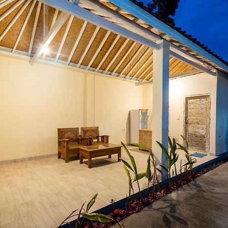 Lembongan Summer Bed and Breakfast Buitenkant foto