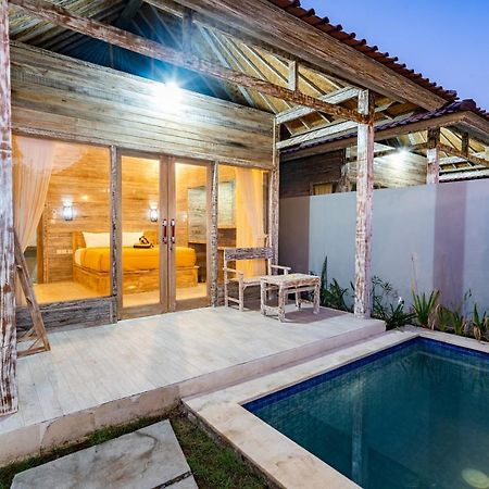 Lembongan Summer Bed and Breakfast Buitenkant foto